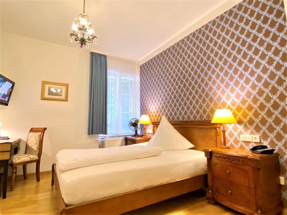 Hotel Rathausgloeckel Baden-Baden Zewnętrze zdjęcie