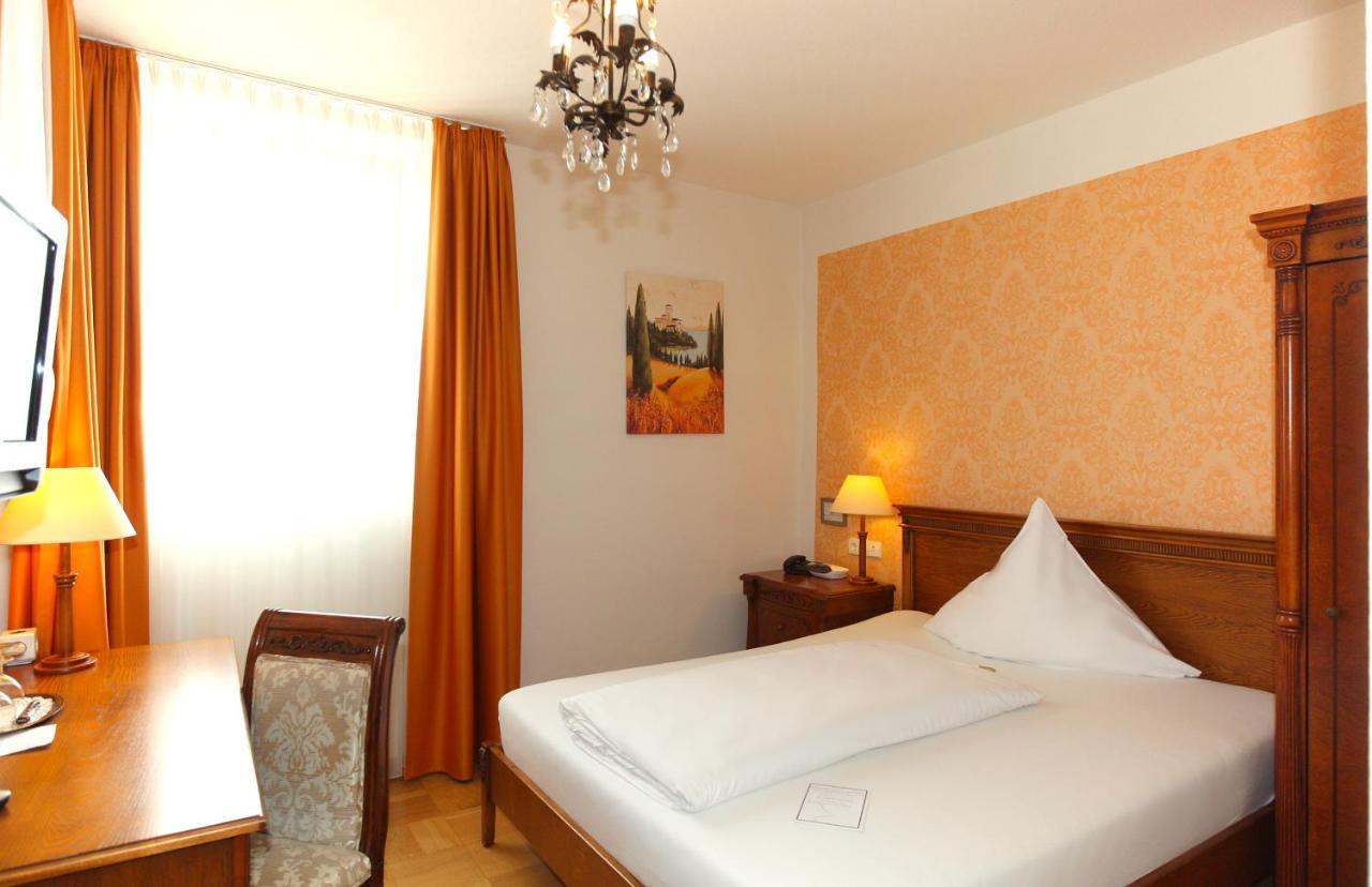 Hotel Rathausgloeckel Baden-Baden Zewnętrze zdjęcie
