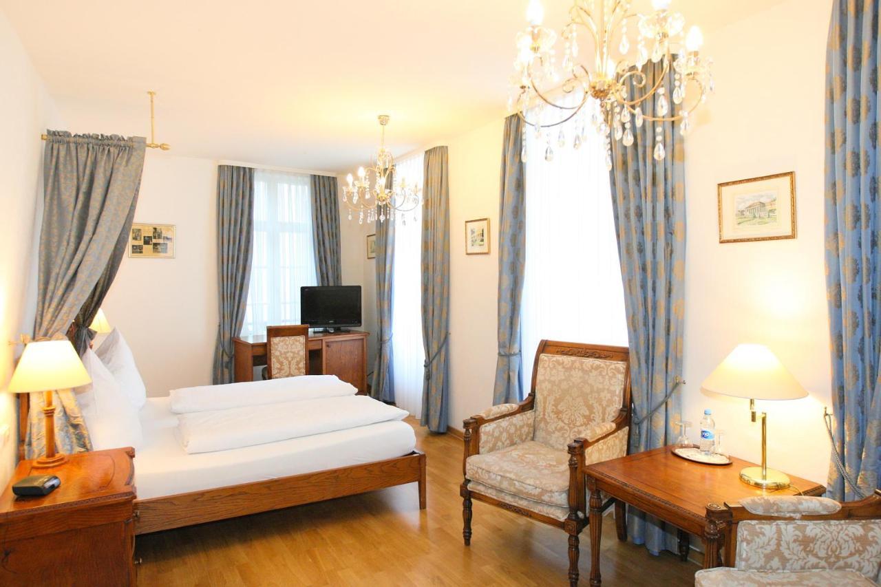 Hotel Rathausgloeckel Baden-Baden Zewnętrze zdjęcie